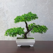 Mini árbol de pino artificial en maceta blanca para decoración de hogar y oficina