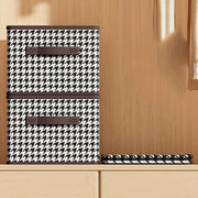 Kiyim-kechak saqlash uchun yig‘iladigan mato, yotoqxona shkafi yoki garderob uchun tashkilotchi