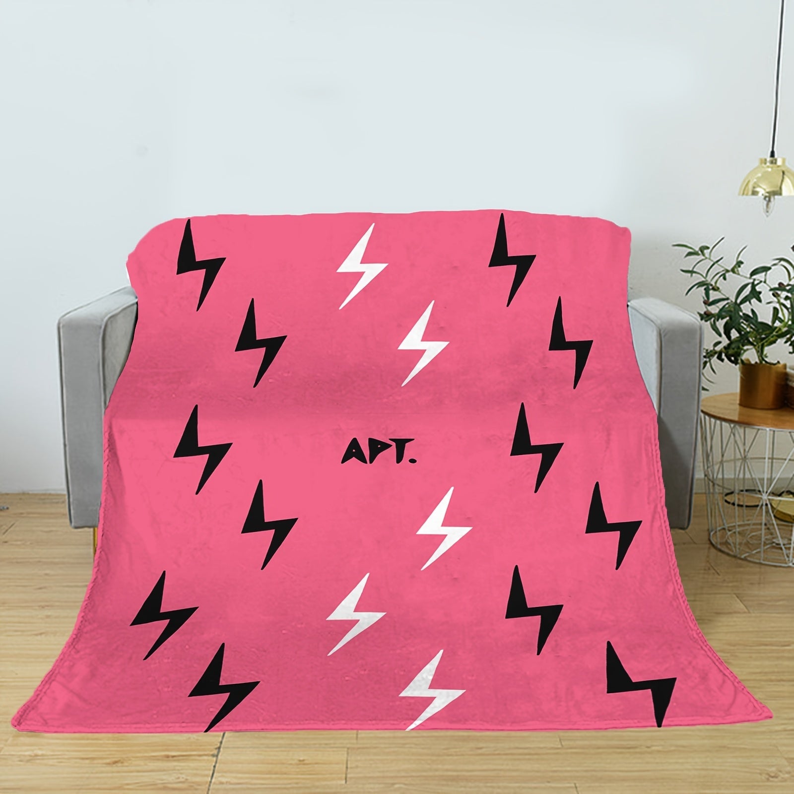 Reversible Flannel Fleece Throw Blanket Music Theme Black Lightning Pattern Ultra Soft Cozy All-Season Home Travel 200-250g Polyester