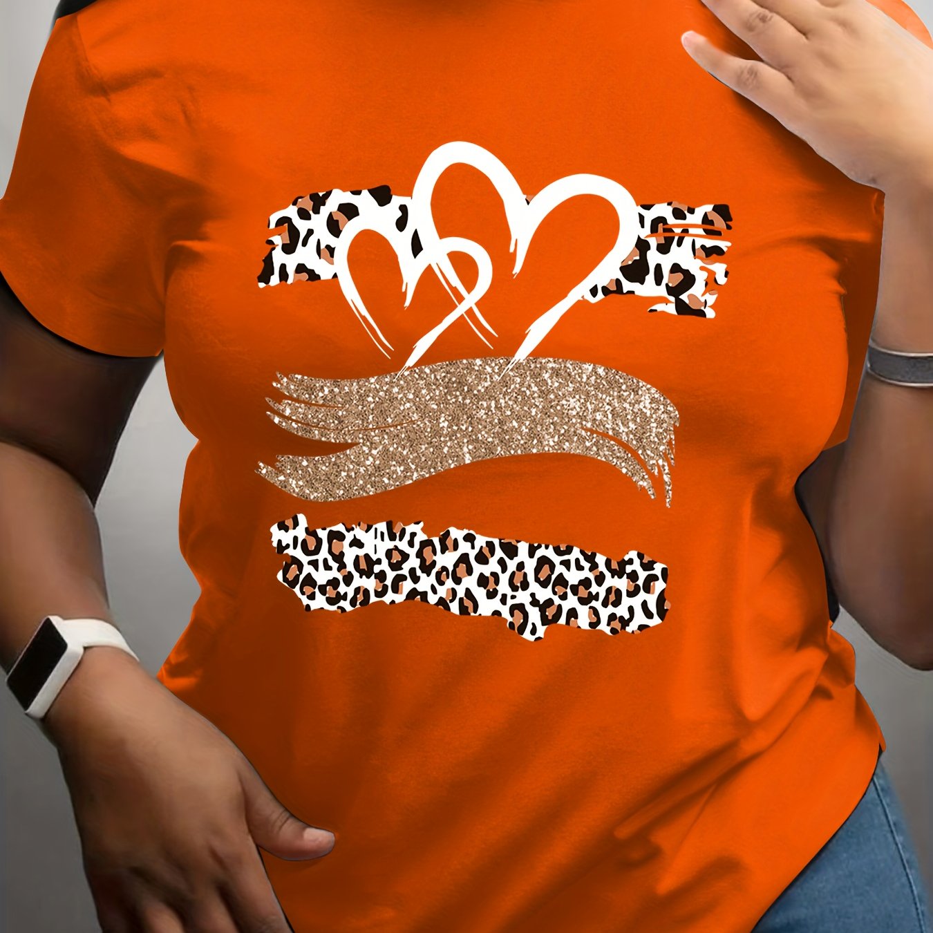 Plus Size Women's Short Sleeve T-Shirt Vibrant Yellow Leopard Print Glitter Heart