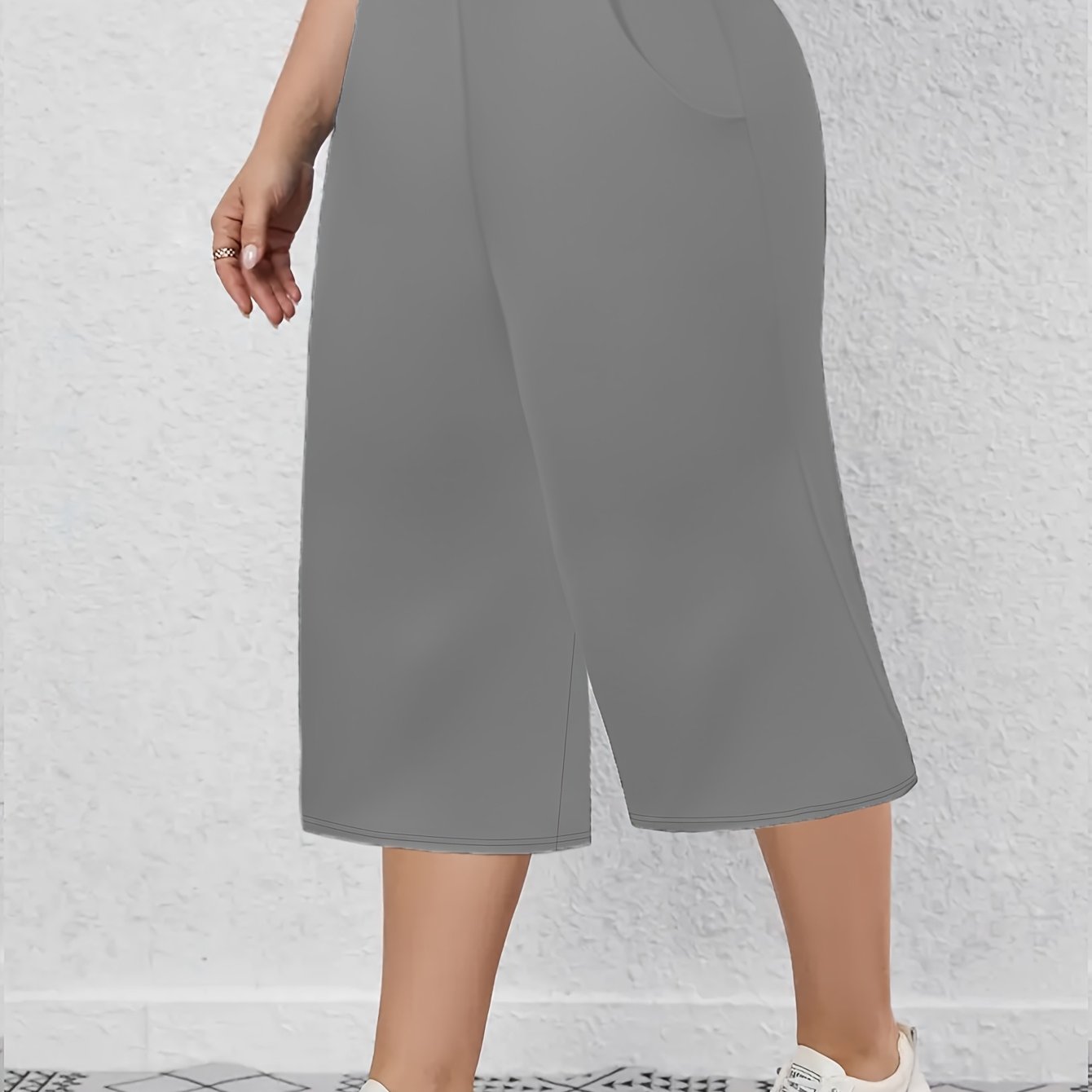 Капри для женщин больших размеров с эластичной тканью, однотонные, повседневные, средней посадкой, с карманами