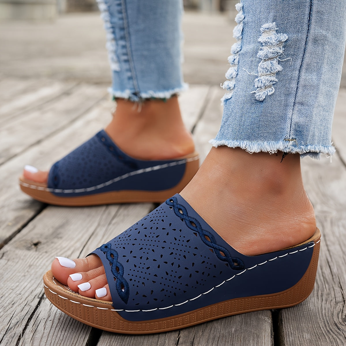 Women's Solid Color Platform Sandals Open Toe Slip-On Summer Lightweight