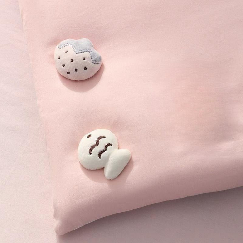 Pink Cartoon Strawberry Blanket Clips for Duvet Covers and Sheets