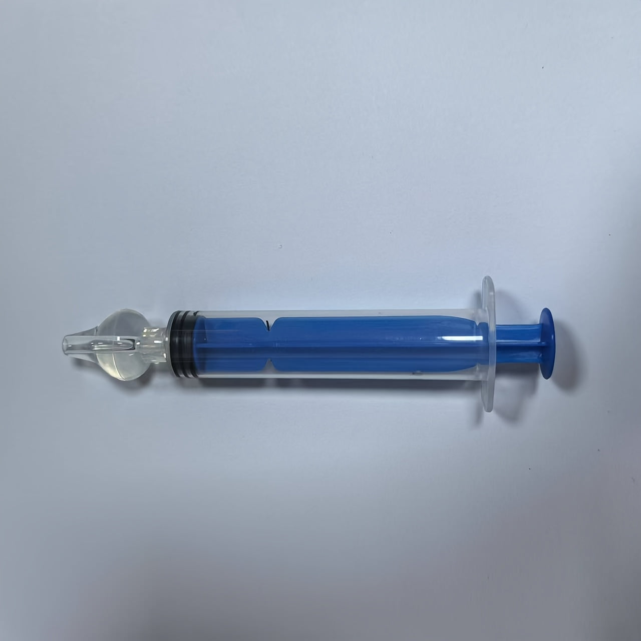 Многоразовый набор детских назальных аспираторов с 2 силиконовыми очистителями для носа в белом, розовом и синем