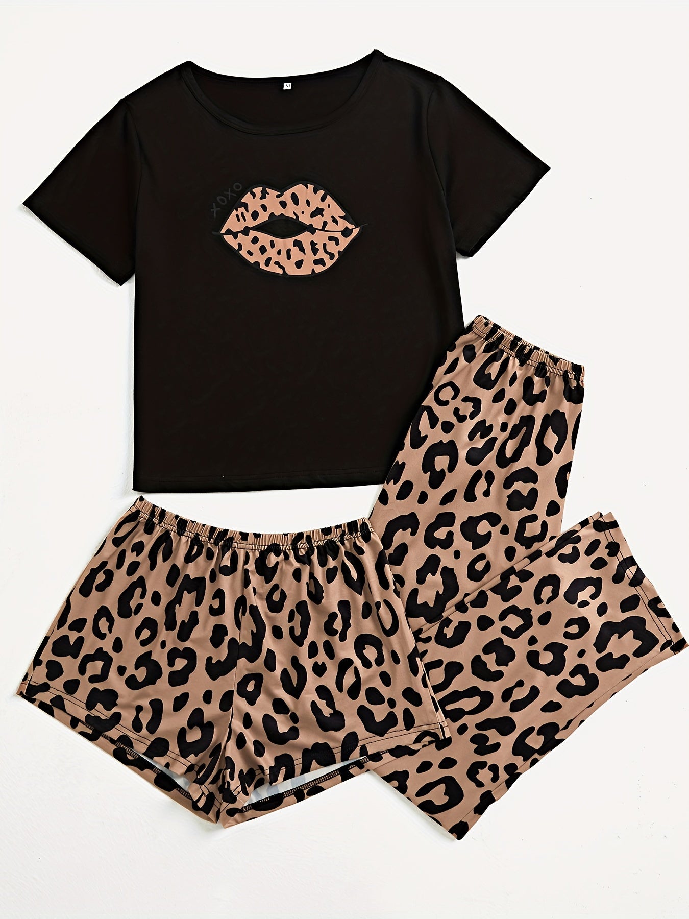 Conjunto de pijama de 3 piezas para mujer con estampado de leopardo y labios, camiseta de manga corta, pantalones cortos y pantalones largos, ropa de dormir