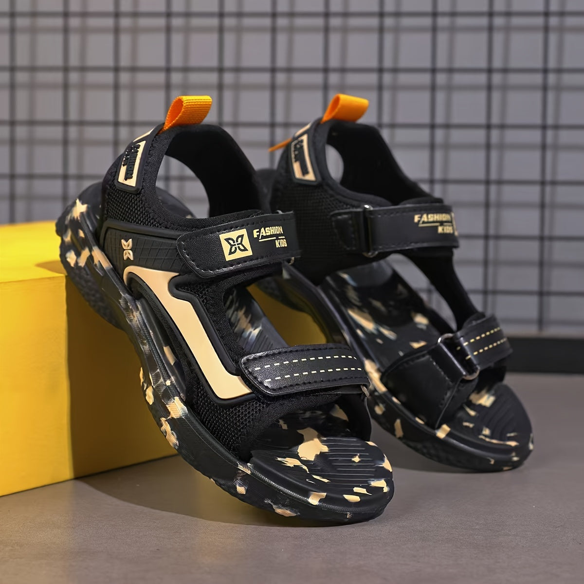 Kids Mesh Sneakers Boys Girls Breathable Lightweight Casual All-Season