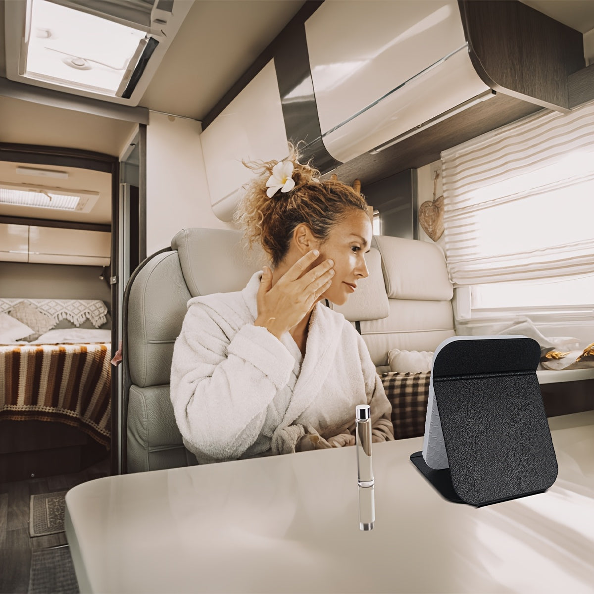 HOTU Portativ Makiyaj Oyna, Yoritish uchun 3 Rang, Dimmerli Sensorli Ekran, Zaryadlanadigan LED Oyna