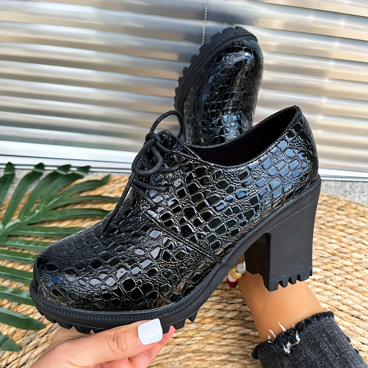 Women's Burgundy Crocodile-Textured PU Oxford Shoes Chunky Heels