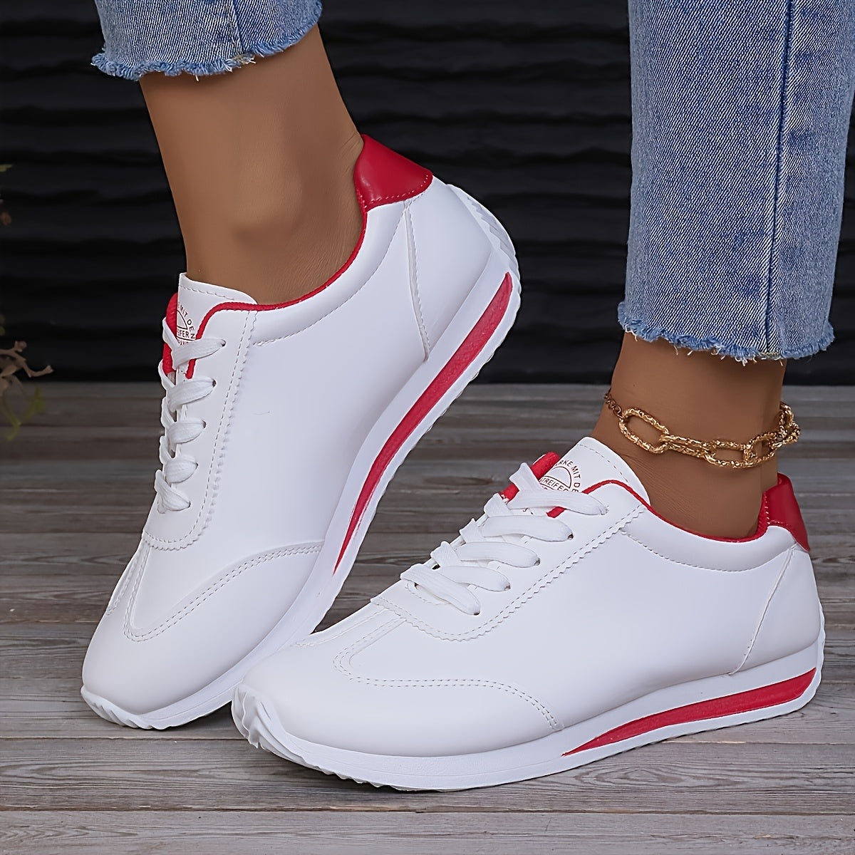 Women's White Low-Top Sneakers Lightweight Breathable Casual Shoes
