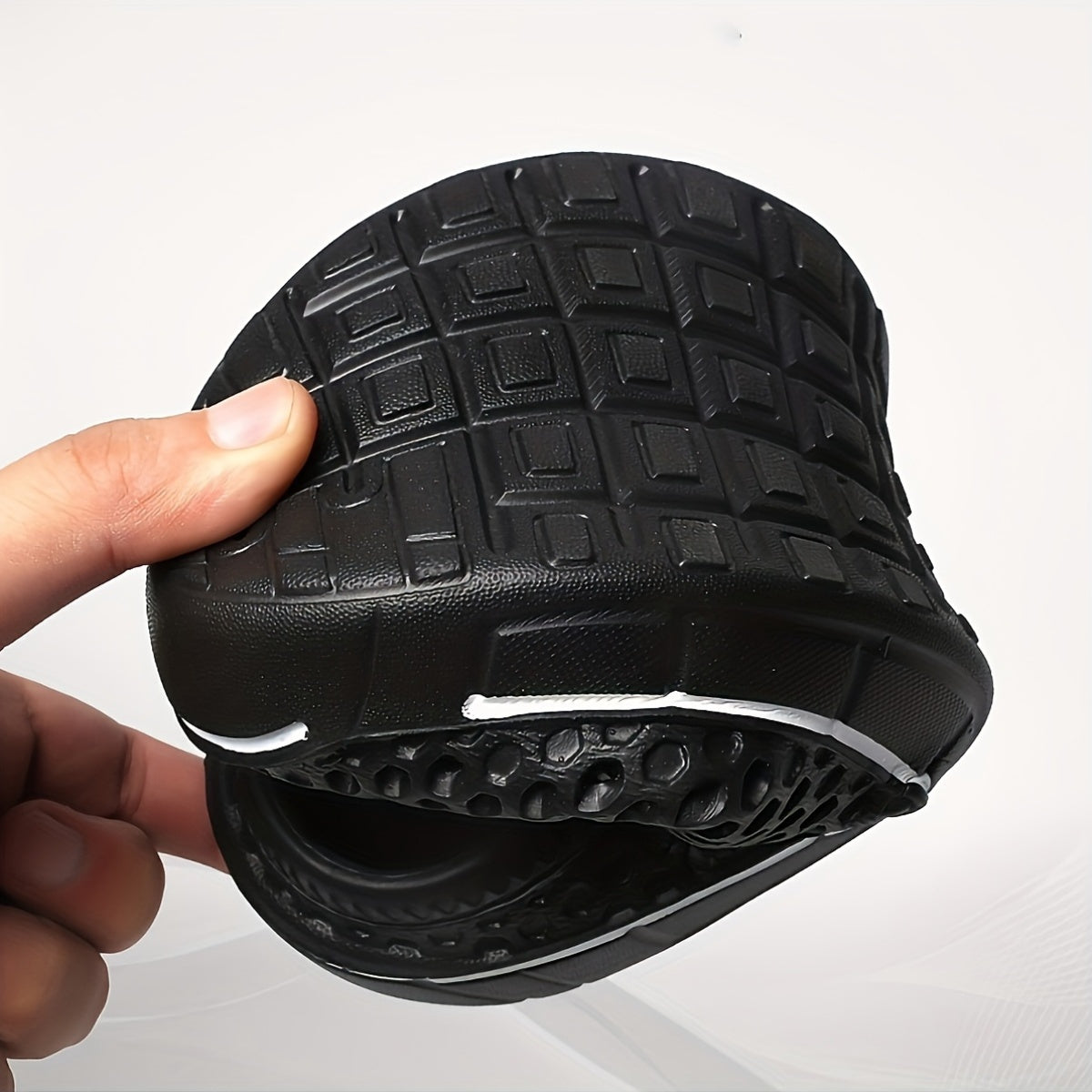 Women's Breathable Large Size Outdoor Slip-On Closed-Toe Sandals