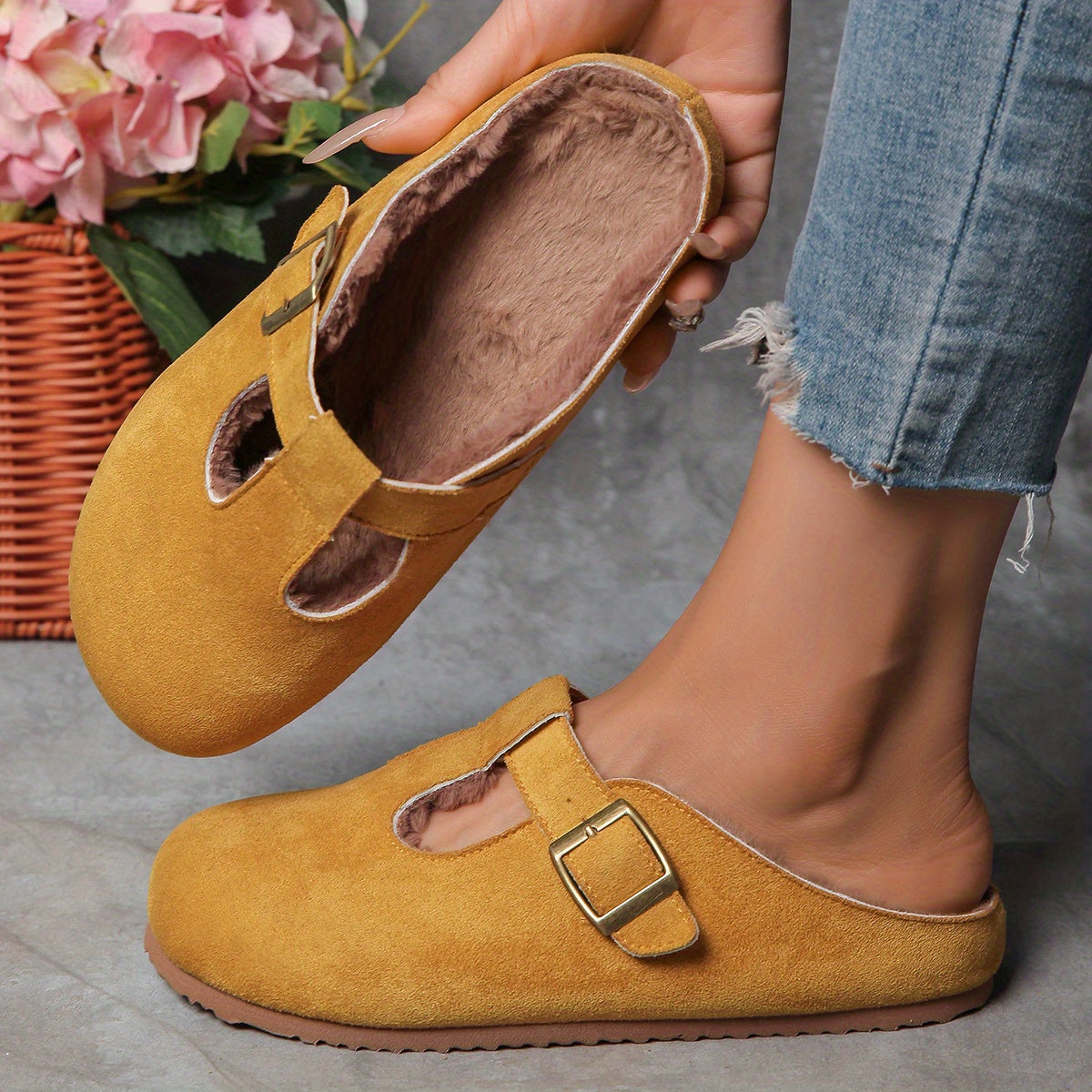 Women's Slip-On Mules with Thick Cushioned Sole Soft Breathable Fabric