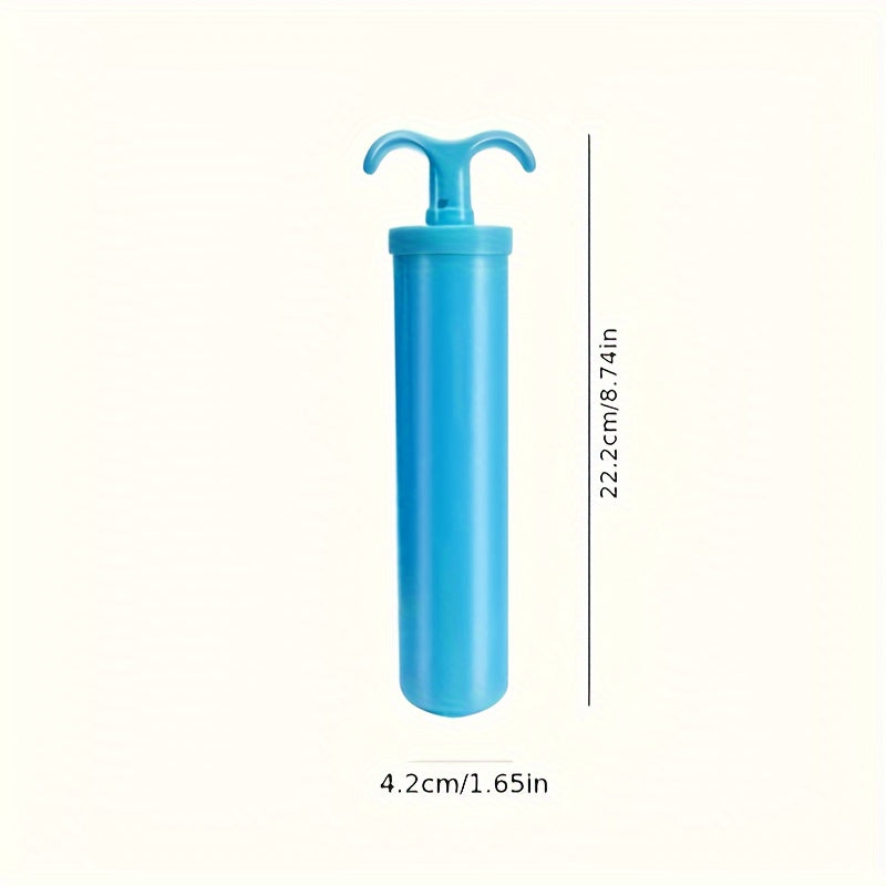 Набор из 6 вакуумных упаковок, идеально подходящих для хранения одежды и одеял, идеально для организации и легкого извлечения предметов. Включает вакуумные компрессионные пакеты и ручной насос.