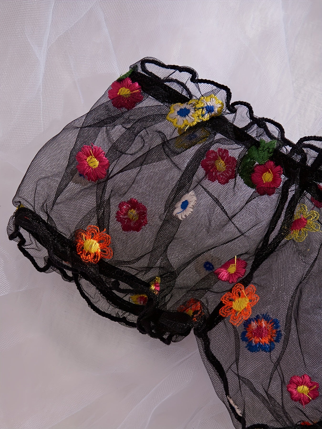 Women's Embroidered Flower Pattern Lingerie Set Erotic Fashion Charm Design