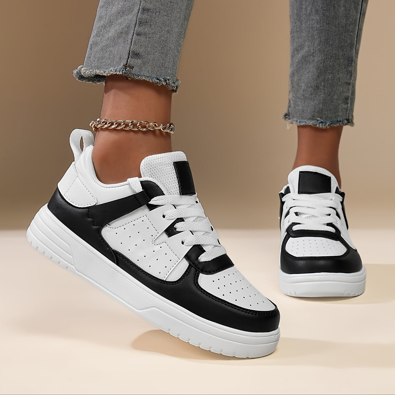Women's Rose Pink Black Sneakers Breathable Comfortable Lace-Up Casual Shoes