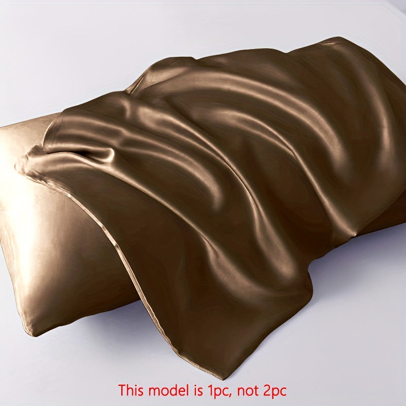 Обновите свой диван в спальне или гостиной с помощью роскошного наволочки из мягкого сатина - вставка для подушки не включена. Повышайте комфорт и стиль с этим стильным дополнением.