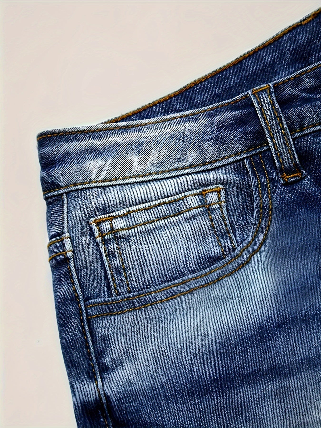 Plus Size Blue Vintage-Style High-Waist Jeans With Rolled Hem