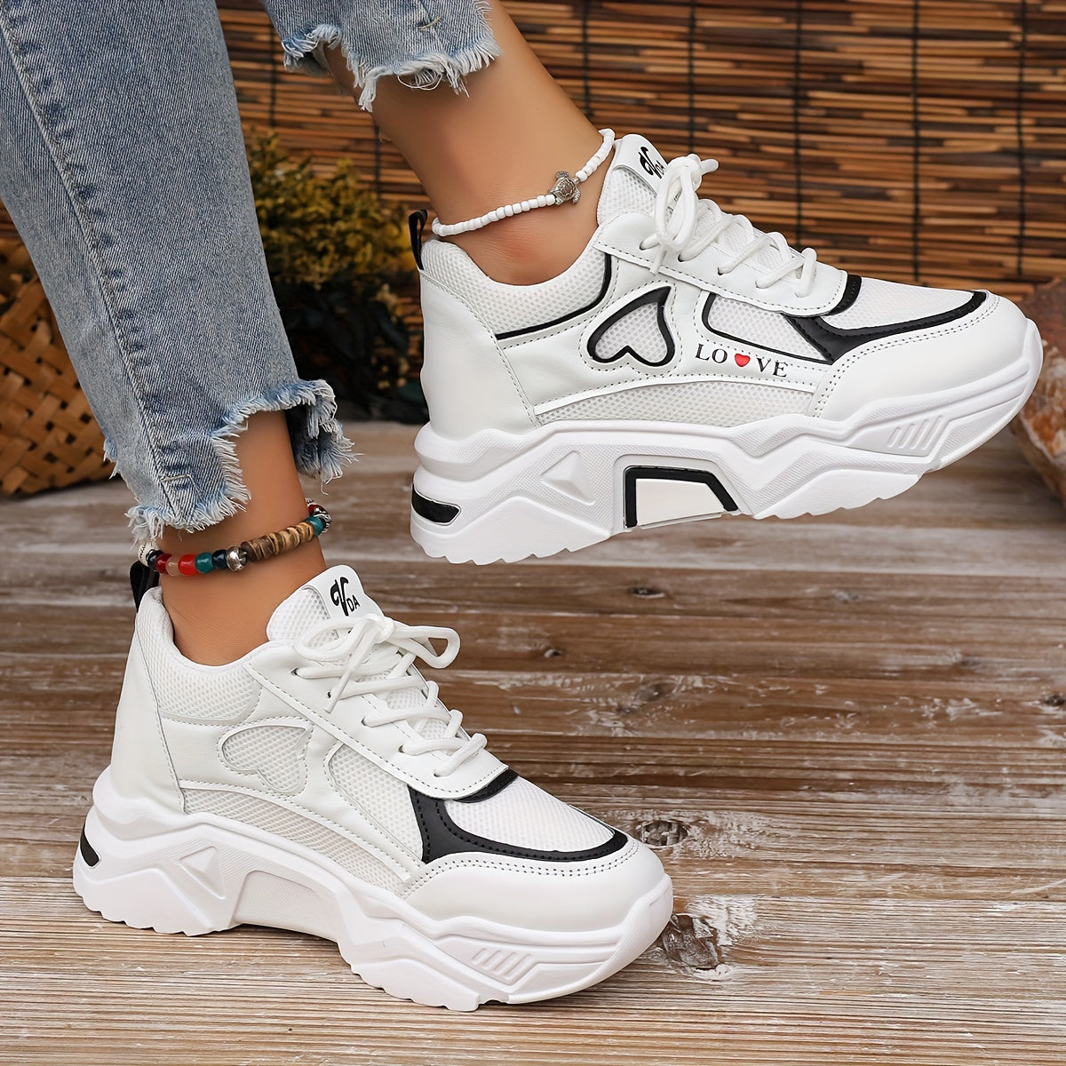 Women's Mesh Chunky Sneakers Breathable Lace Up Low Top Trainers