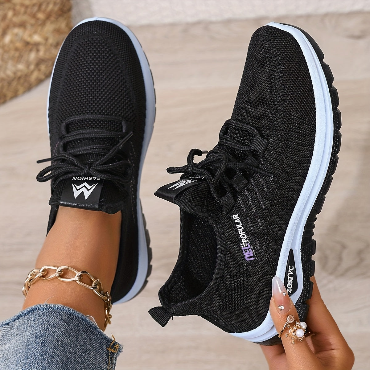 Women's White Plus Size Casual Sneakers Breathable Fabric Comfort Lace-Up