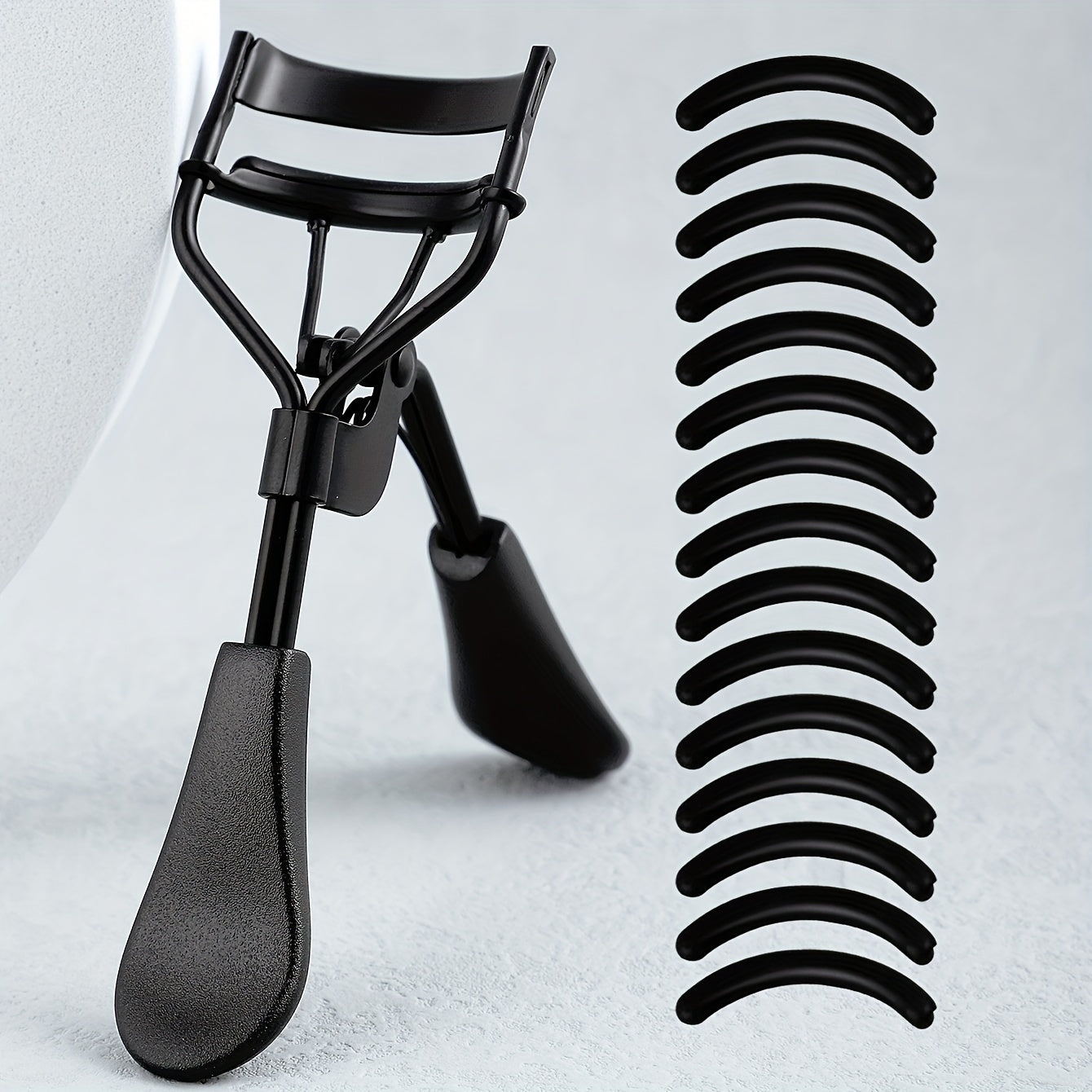 Portable Eyelash Curler Stainless Steel Handle with 15 Silicone Pads for Lifting and Shaping