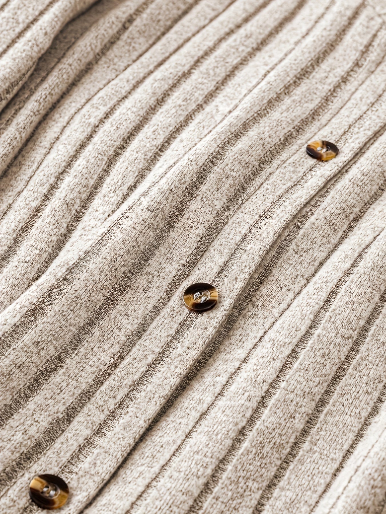 Vestido de punto de talla grande con escote en V para otoño e invierno, manga larga, con botones en la parte delantera, casual para mujer