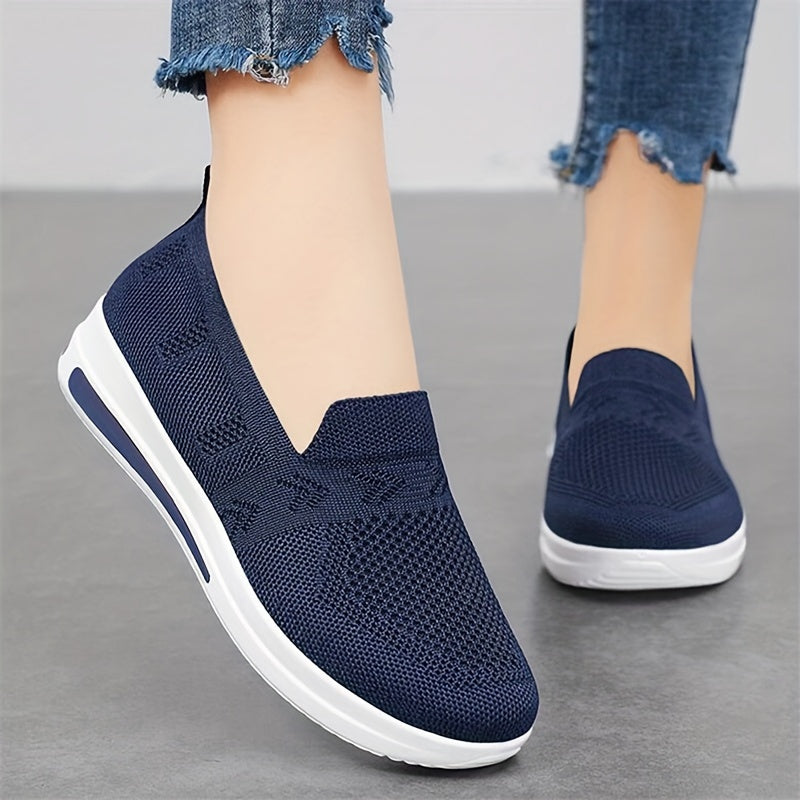Ayollar uchun nafas oladigan slip-on sport poyabzali, yengil va kundalik yurish uchun mos