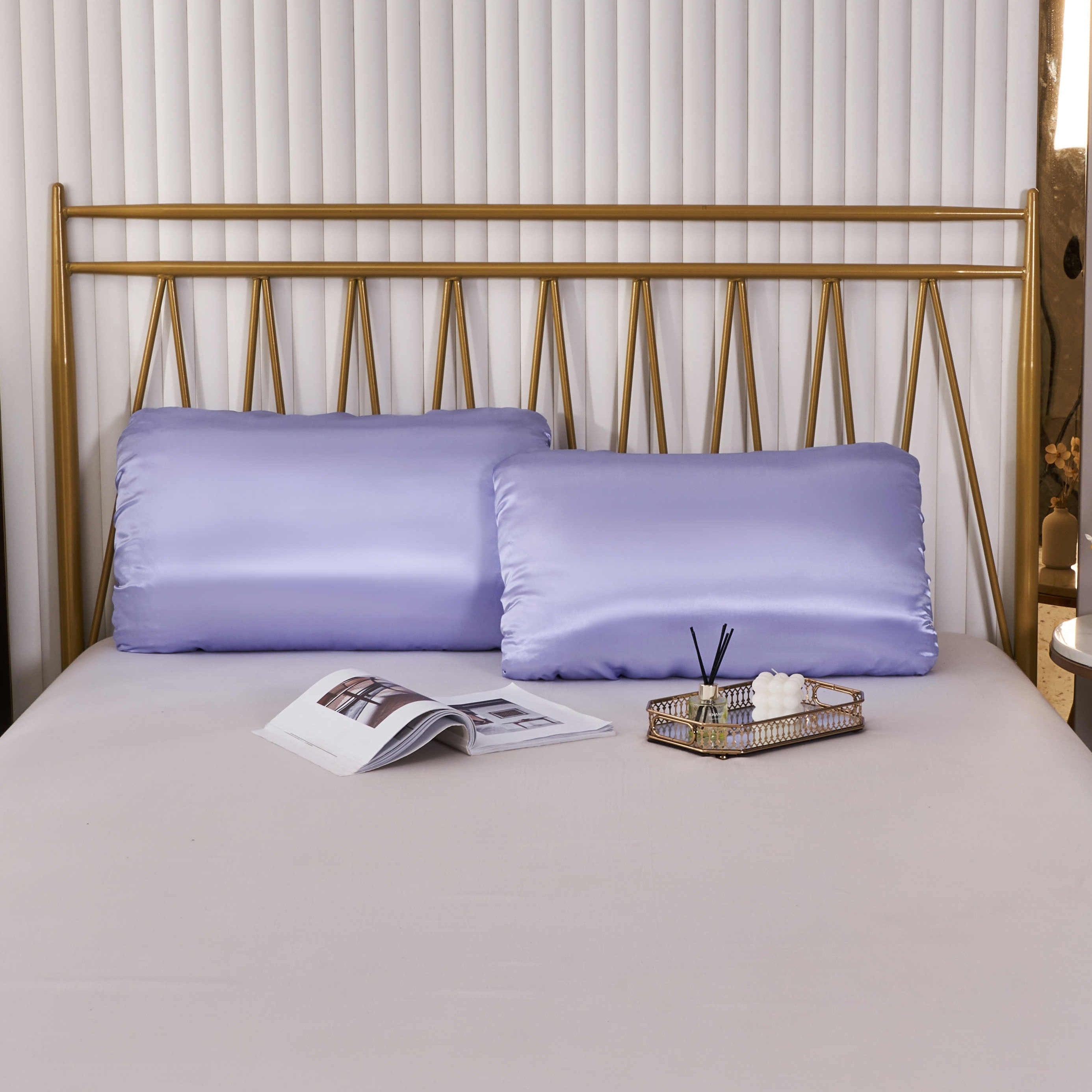 Satin Pillowcases Set of 2 with Elastic Bands, Soft Non-Slip Fabric for Bedroom