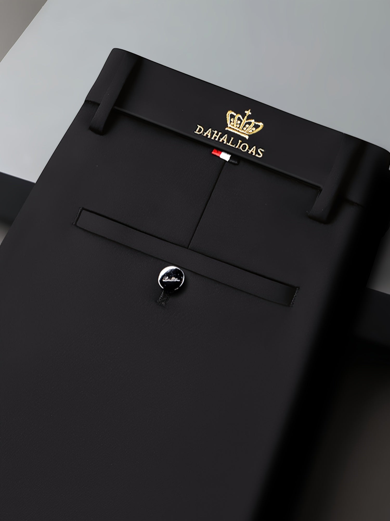 Pantalones de vestir semi-formales negros para hombre, tela elástica resistente a las arrugas, con bordado de insignia, para todas las estaciones, casual de negocios