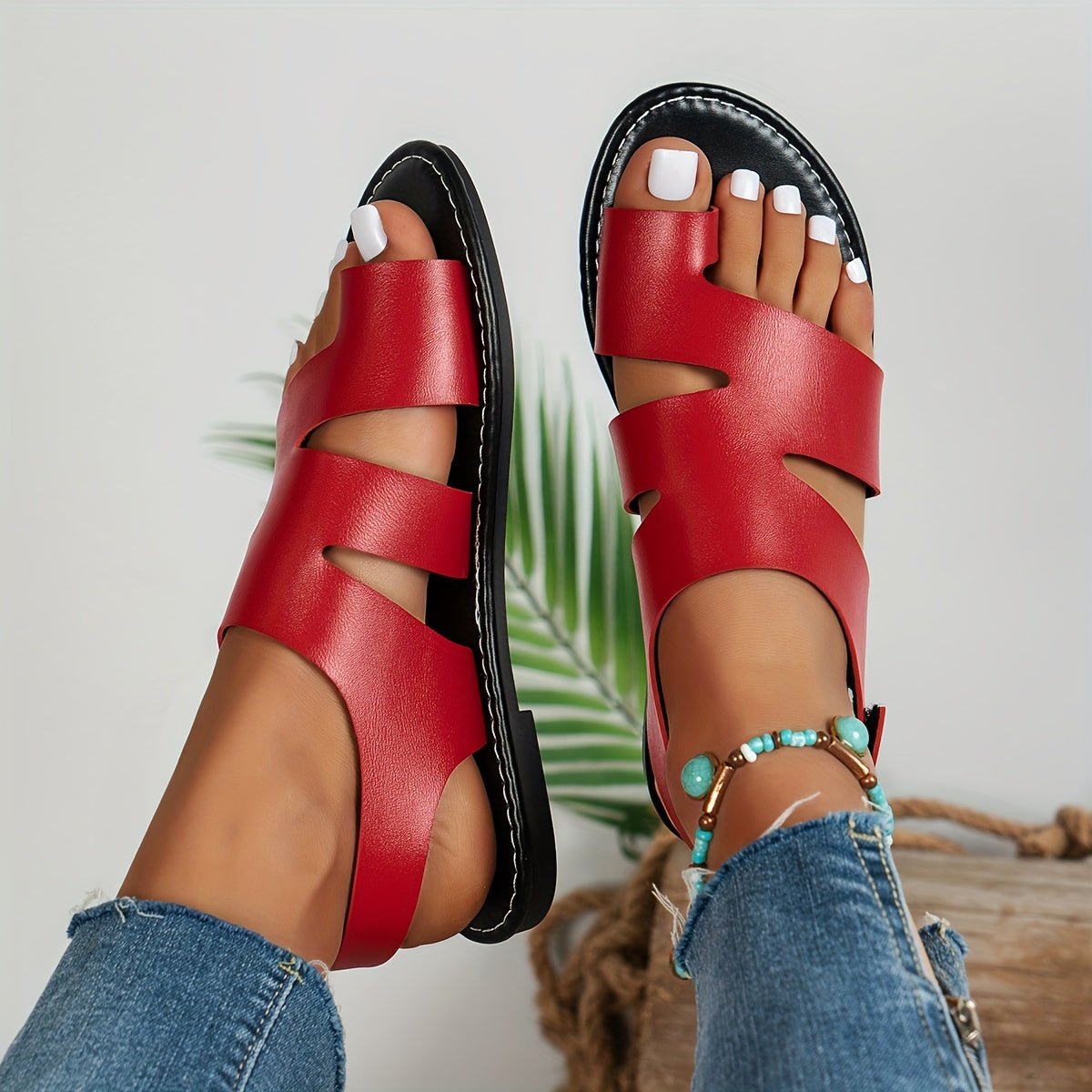 Women's Solid Color Slip-On Sandals with Soft Sole for Beach and Casual Wear