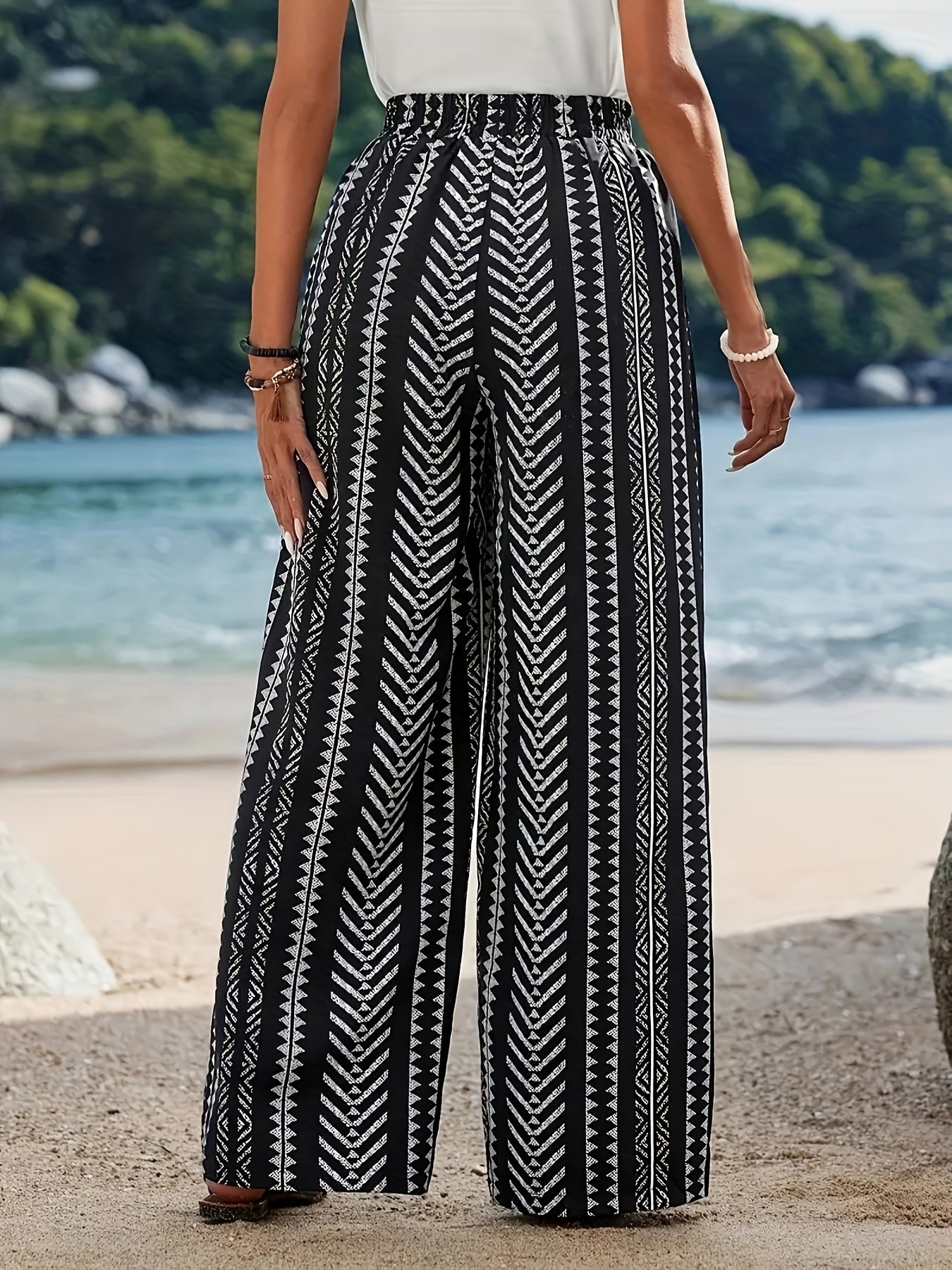 Women's Black White Geometric Chevron Wide-Leg Pants Elastic Waist Casual