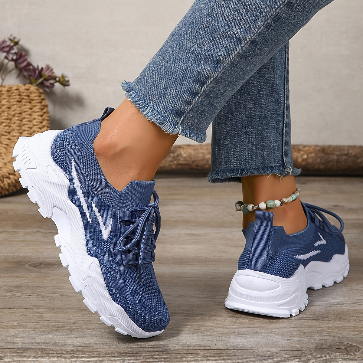 Women's Plus Size Breathable Mesh Sneakers Casual Slip-On Walking Shoes