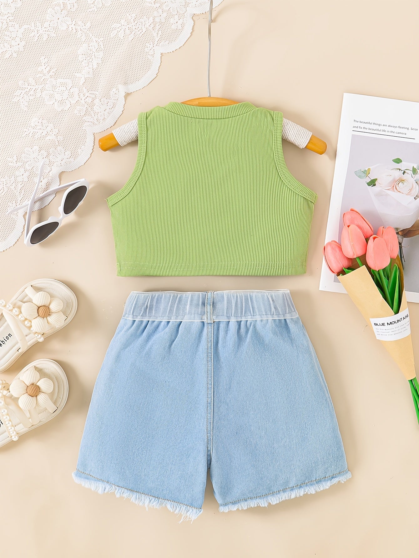 Qizlar uchun tank top va marvarid dizaynli shortlar to'plami, yozgi har kuni kiyish uchun mukammal. Qizlar uchun ajoyib sovg'a g'oyasi.