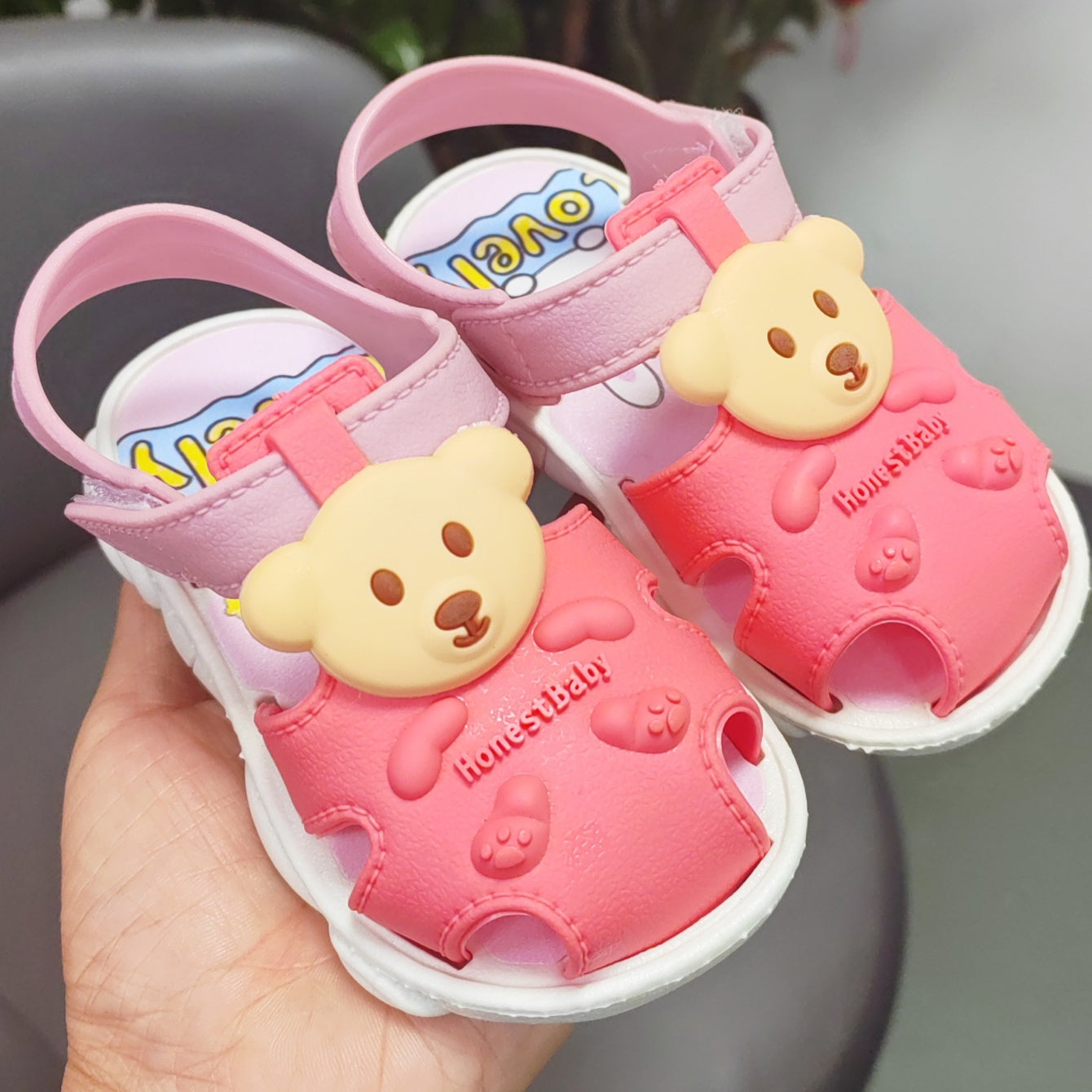 Unisex Toddler Cartoon Bear Sandals PVC Non-Slip Adjustable Indoor Outdoor