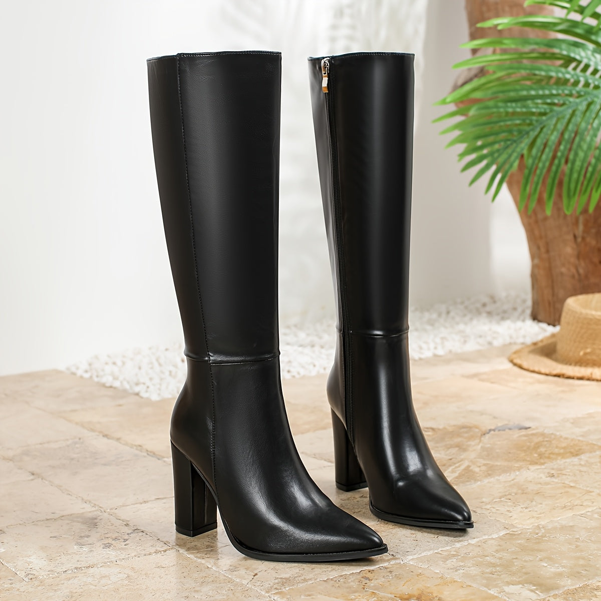 Ayollar uchun faux qoplamali qora tizzaga qadar bo'lgan blok poyafzal, zippersiz, yuqori qismli botinkalar