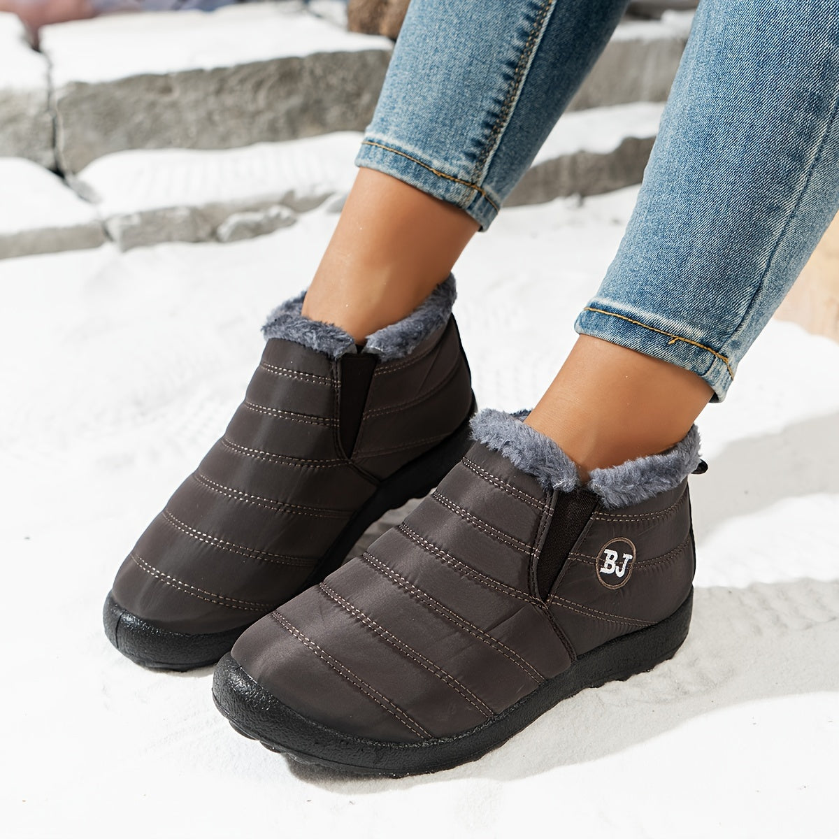 Women's Winter Slip-On Boots Fabric Upper Casual Flat Heel