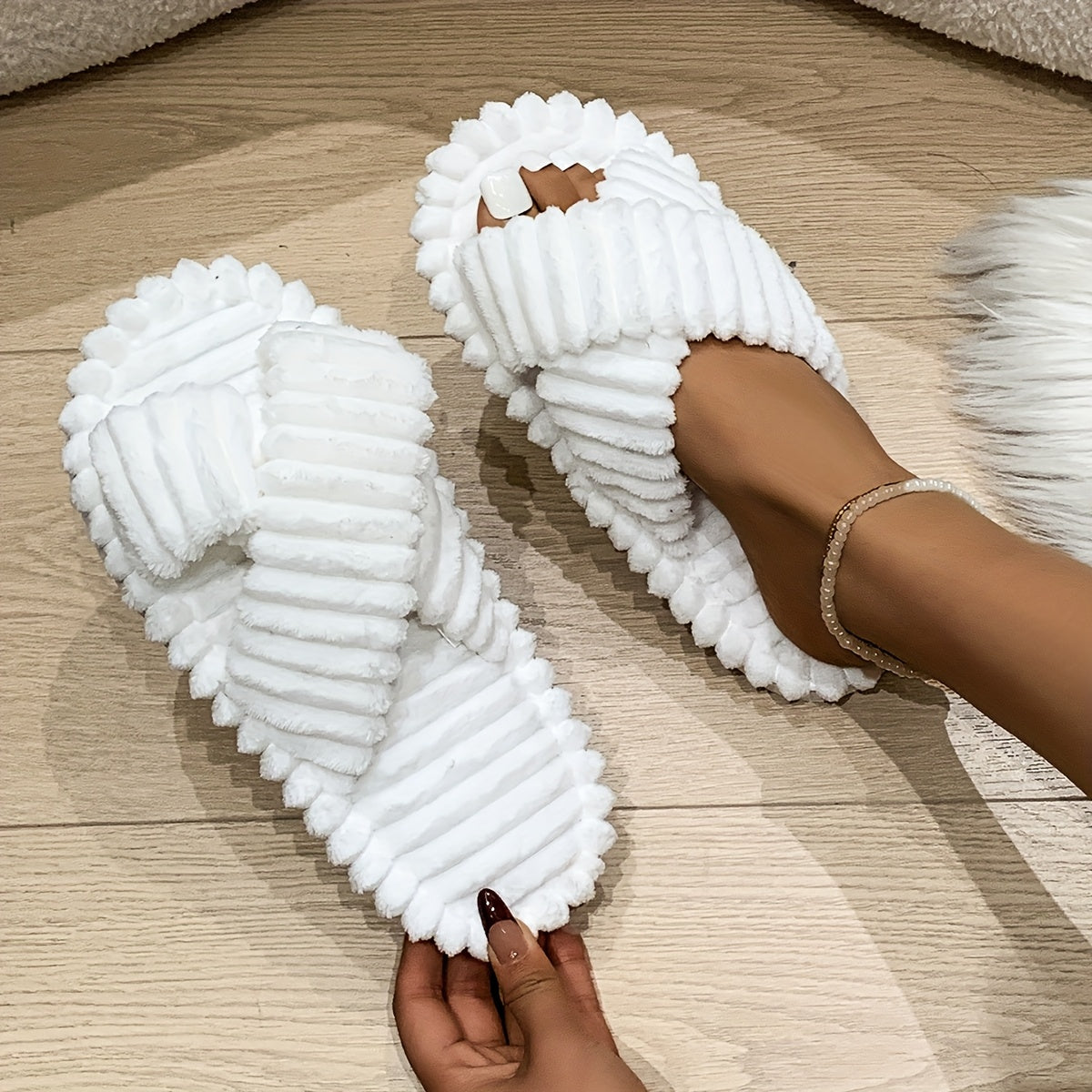 Женские тапочки на перекрестных ремешках с мягкой плюшевой подкладкой для дома и улицы, повседневные бежевые, черные, белые, серые, зеленые