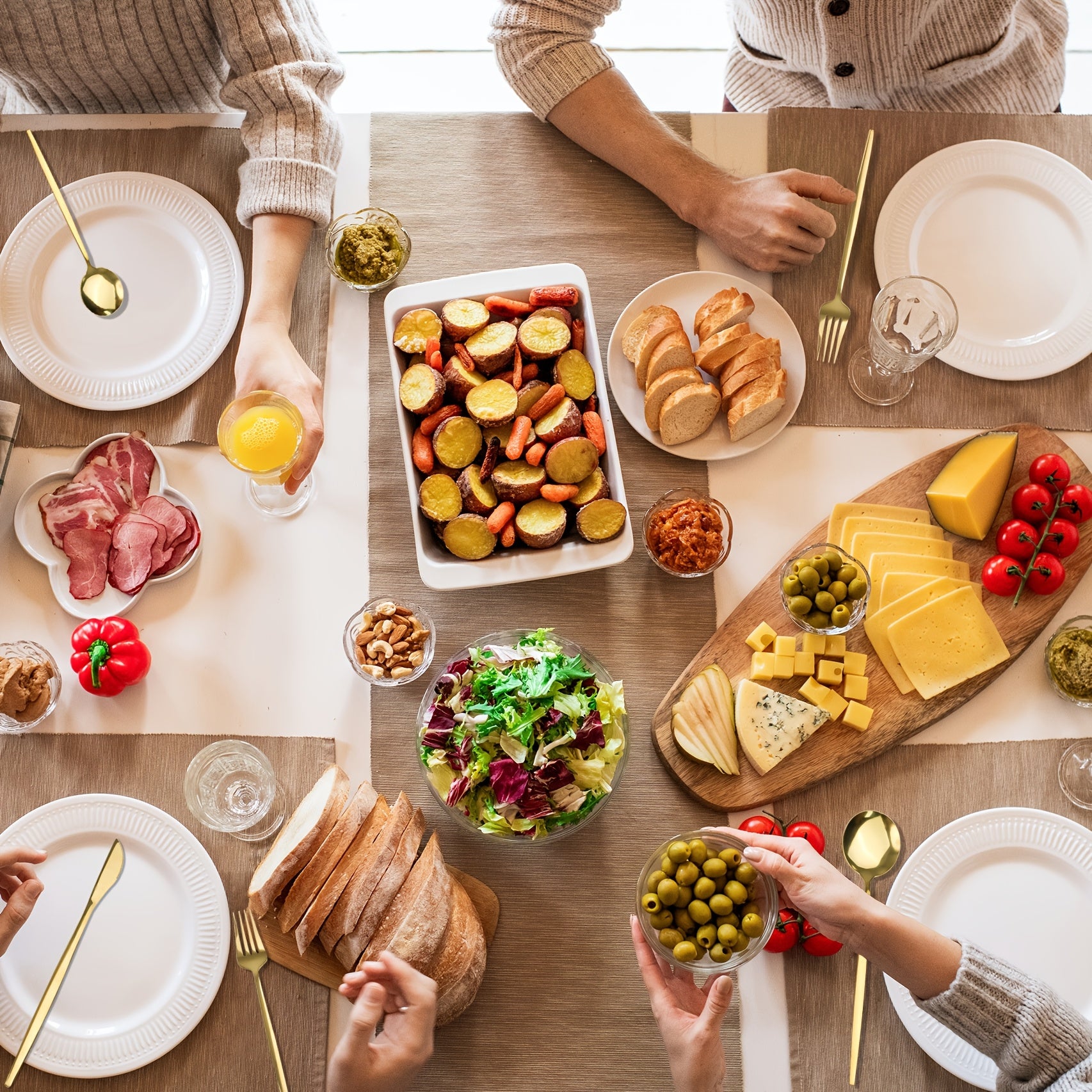 30pc Golden Stainless Steel Flatware Set Rust-Resistant Cutlery for Home Kitchen Restaurant