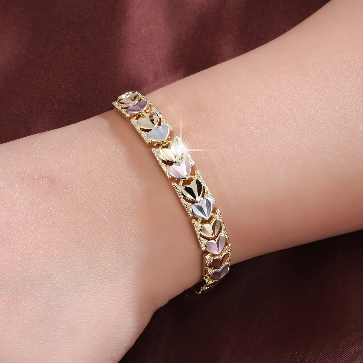Girls Heart Bracelet with Middle Eastern-Inspired Design and Tempered Style