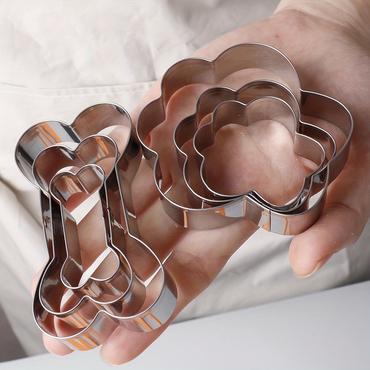 Set of 6 Stainless Steel Flower and Bone Cookie Cutters for Biscuits Vegetables and Fondant