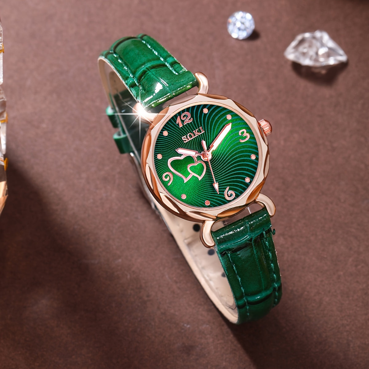 Ladies' Quartz Watch with Peach-Shaped Dial and Matching Heart Jewelry Set