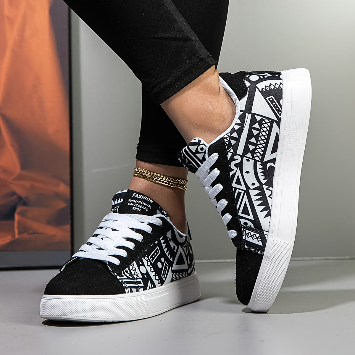 Unisex Geometric Pattern Casual Sneakers Lightweight Fabric Low Top EVA Sole