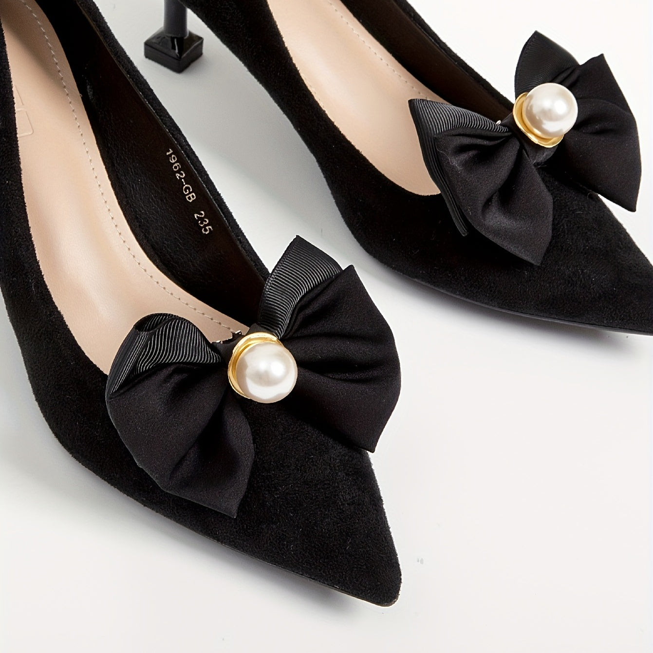 Women Faux Pearl Bowknot Shoe Clips Detachable Buckles for Wedding High Heels