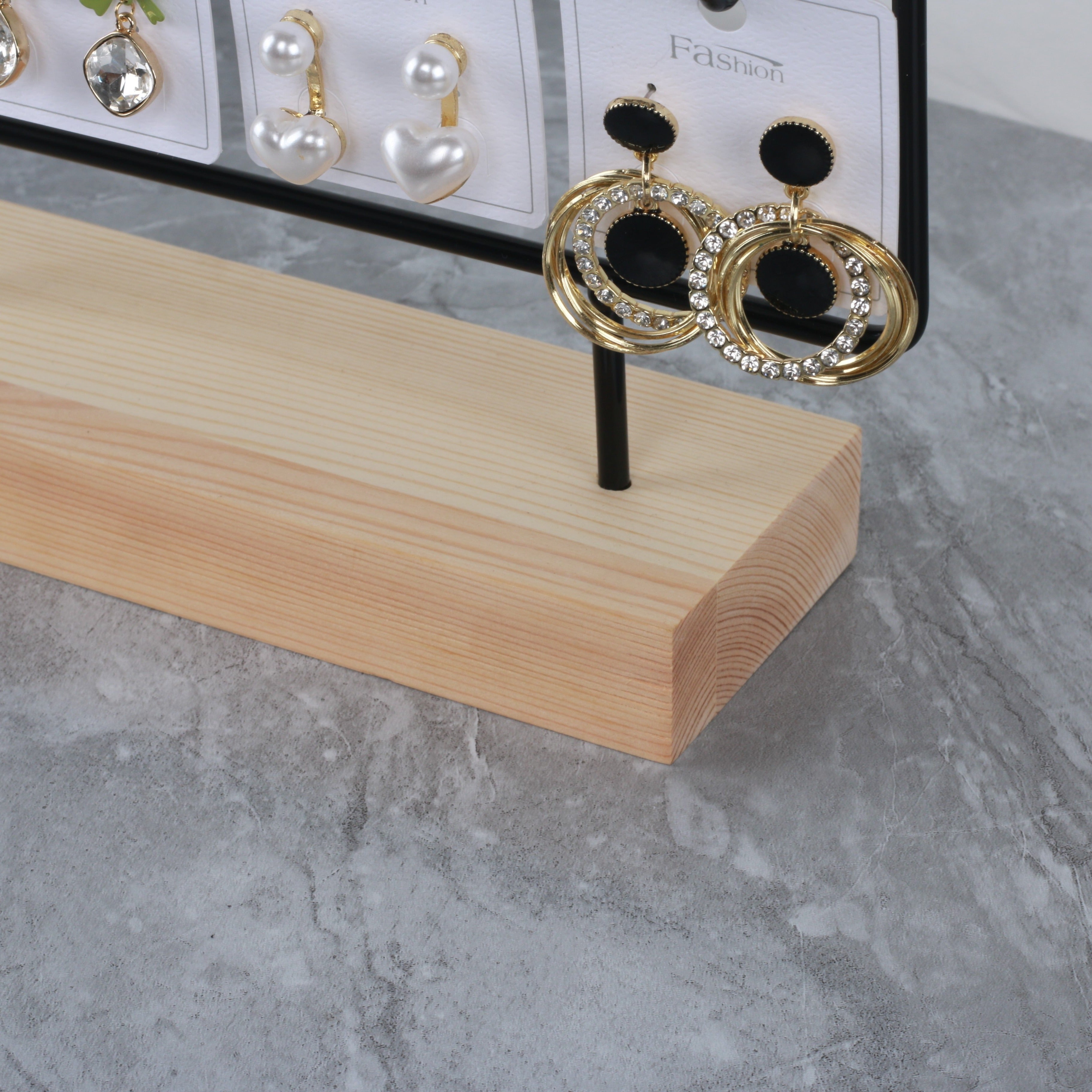 Iron Storage Rack for Key Chain Earrings Ornaments Home Display Organizer