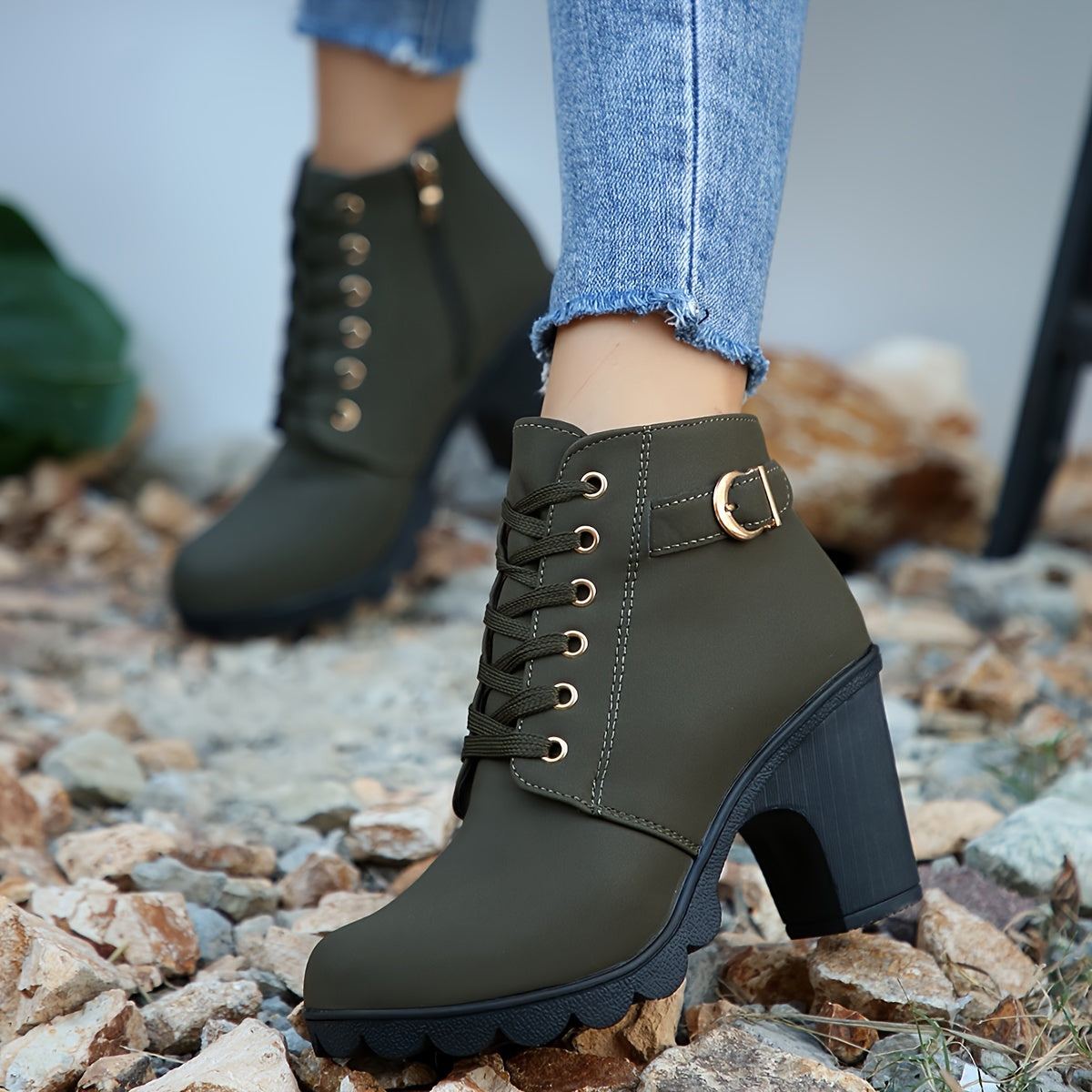 Women's Chunky Heeled Ankle Boots Solid Color Lace Up Side Zipper Retro Short Boots