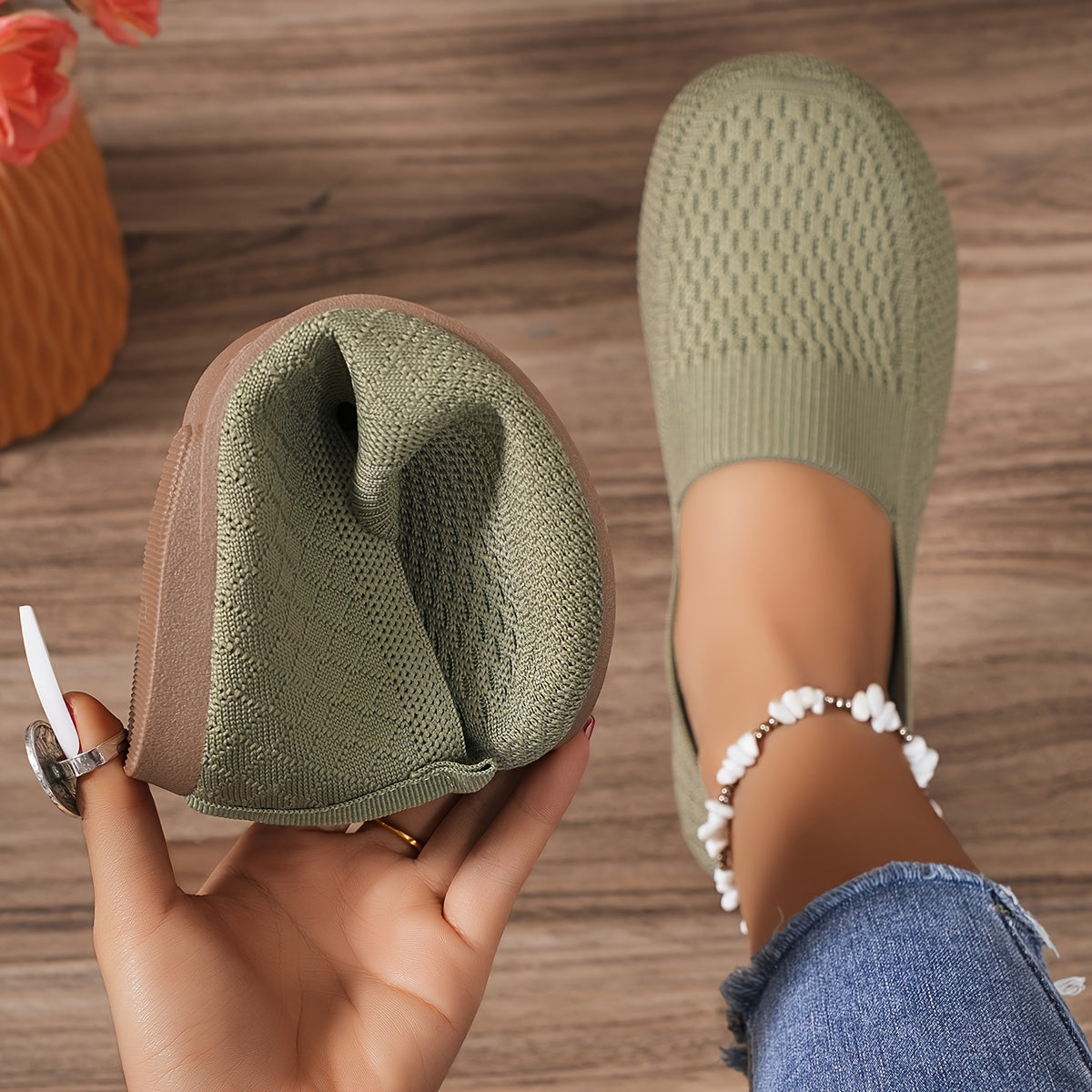 Women’s Wide-Fit Oversized Shoes Comfortable All-Season Indoor Outdoor