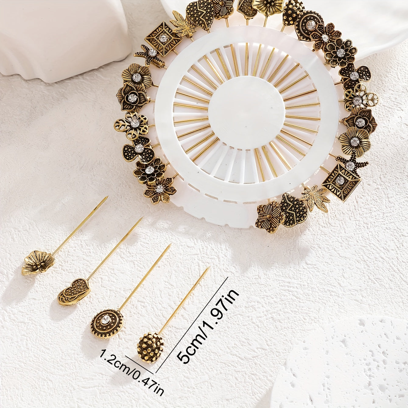 30 ta vintage uslubidagi gullar va yurak broshkalari to'plami, rux qotishmasidan yasalgan rhinestone bilan bezatilgan sharf pinlari, ta'til va har kuni kiyish uchun mukammal, ideal arab moda zargarlik aksessuari