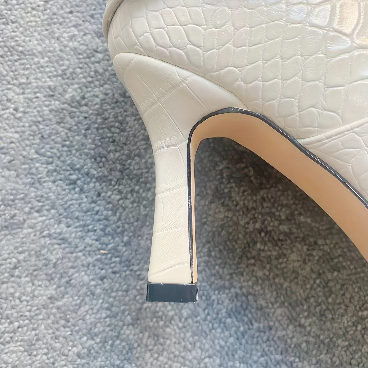 Women's Solid Color Dress Boots With Side Zipper and Buckle