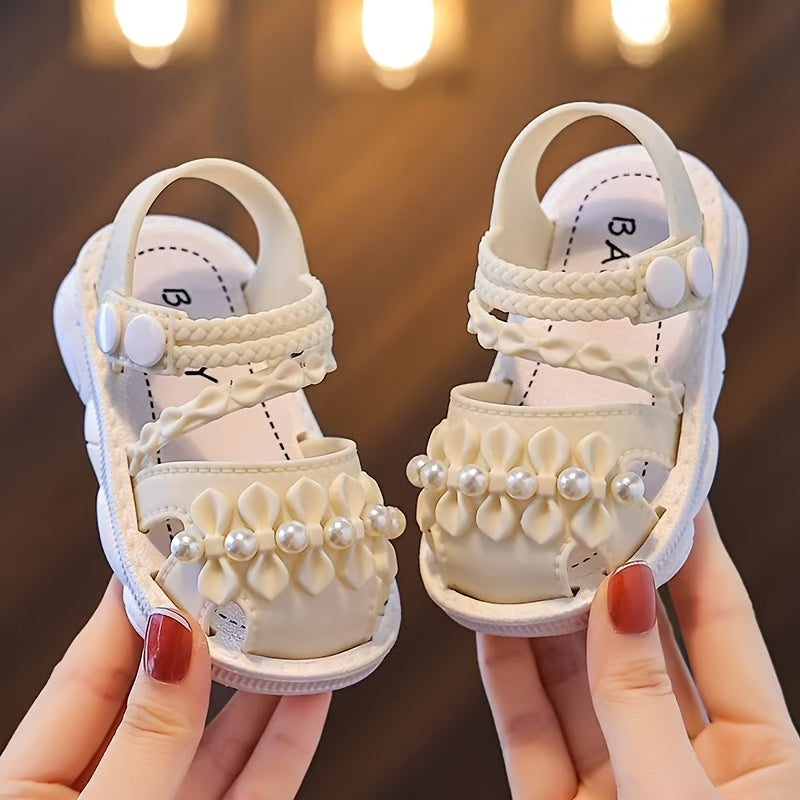 Girls' PVC Cartoon Sandals with Buckle Closure Non-Slip Sole Breathable Summer Shoes for Toddlers and Girls