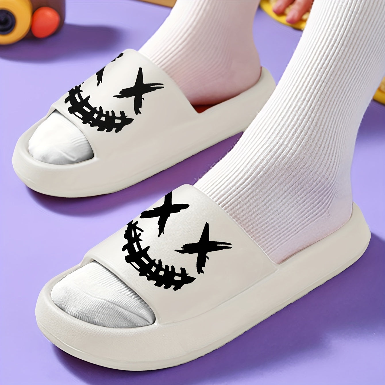 Women's Cartoon Pattern Indoor Lightweight Slippers