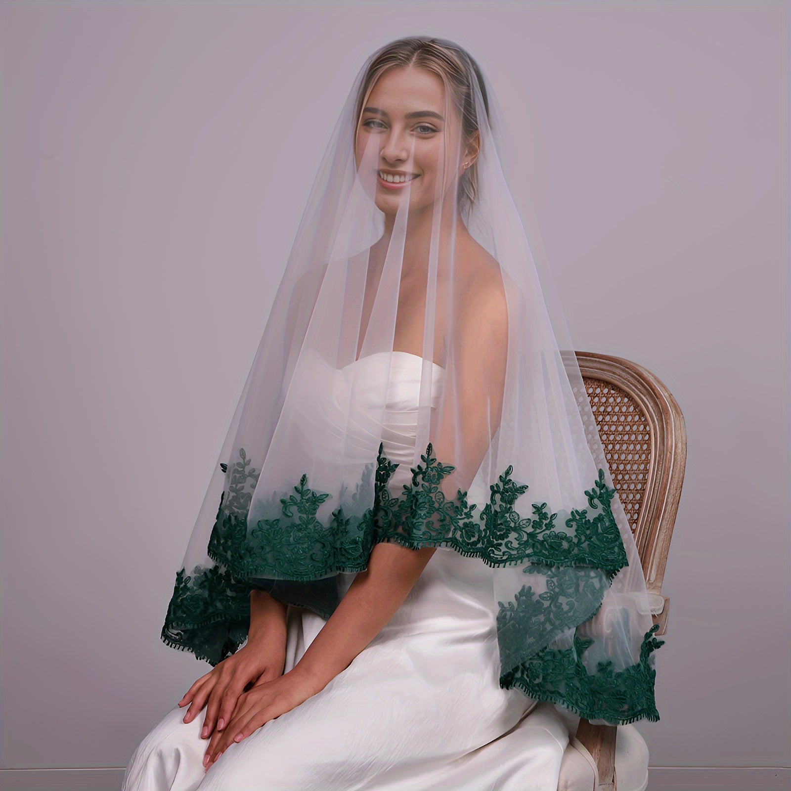 Women's Lace Bridal Veil Single Layer Elegant Wedding Accessory