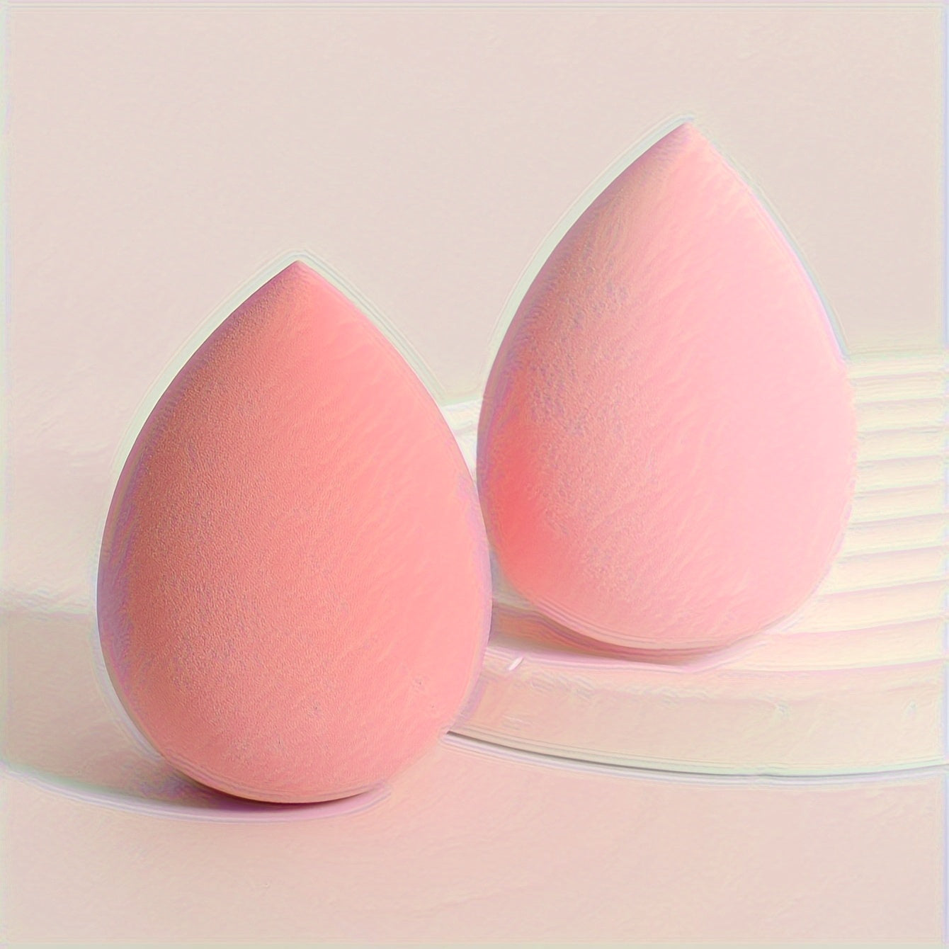 2 Pcs Latex-Free Makeup Sponges Egg Blending Puffs for Liquid and Foundation